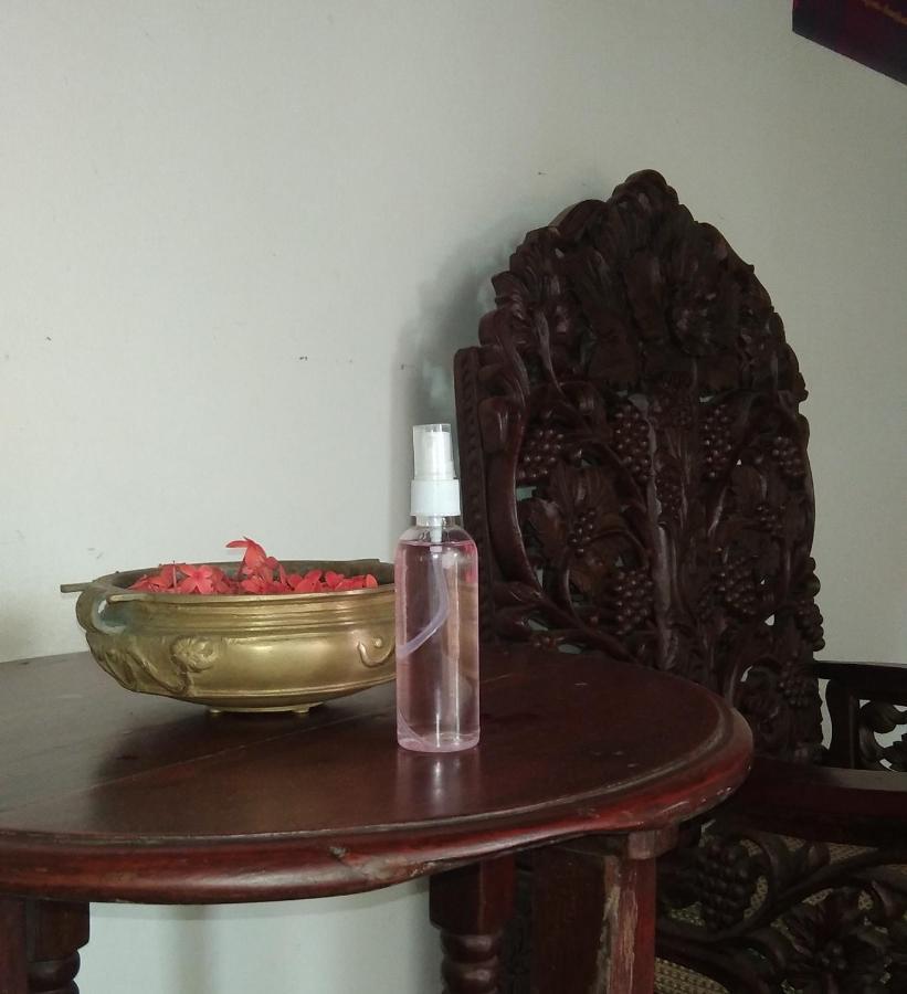 Hotel Raheem Residency Alappuzha Esterno foto