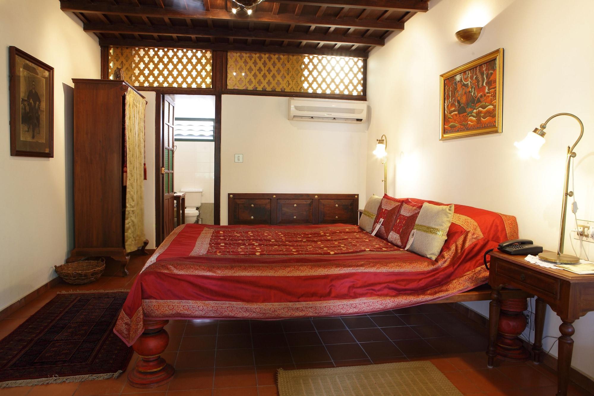 Hotel Raheem Residency Alappuzha Esterno foto