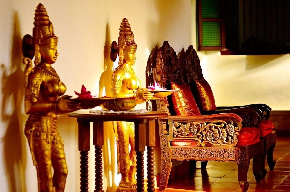 Hotel Raheem Residency Alappuzha Esterno foto